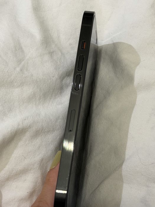 IPhone 14 PRO - 128GB - Baterie 100% + 2 HUSE + cablu