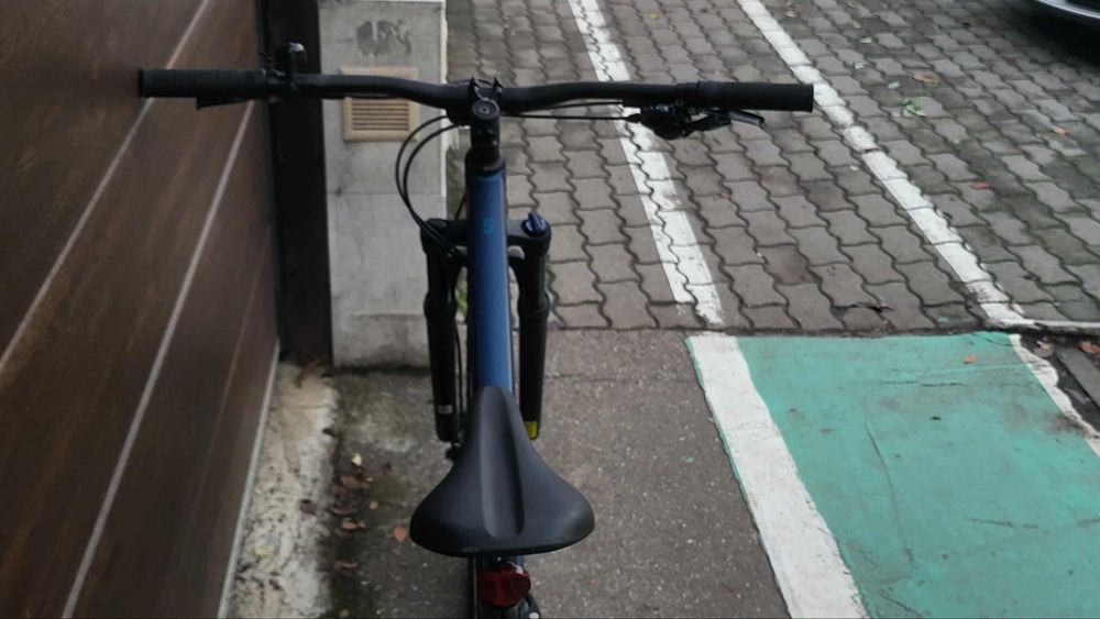 Vând mtb trek mariln