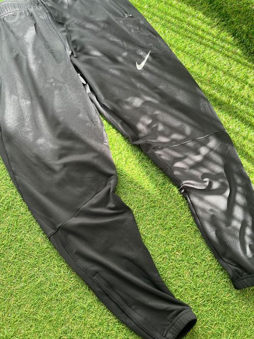 Мъжко долнище : Nike Essential DRI-FIT S