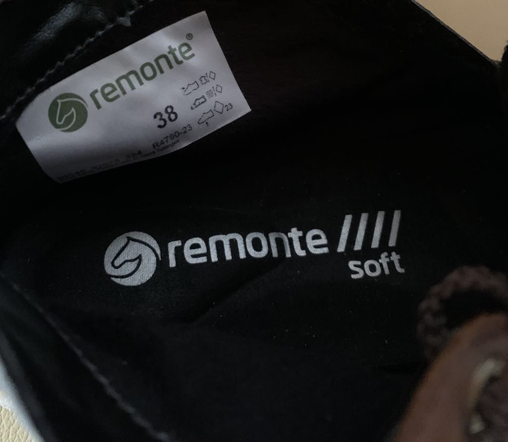 Женские сникерсы Швейцарского бренда «REMONTE»