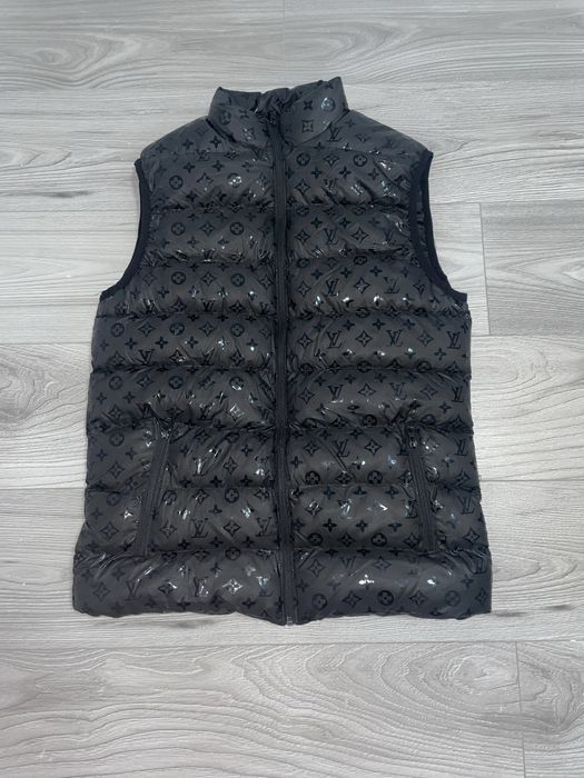 Vand vesta Louis Vuitton