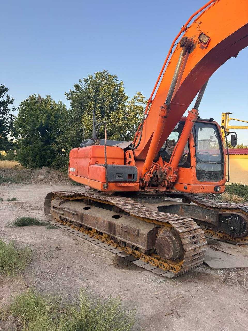 Ekskvator zanjirli Dosan DX300LCA
