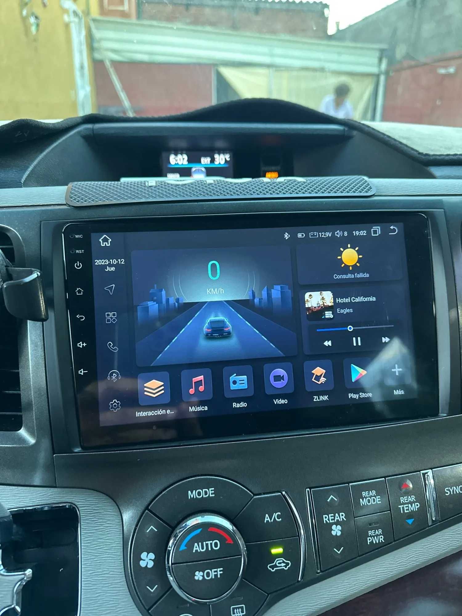 TOYOTA SIENNA 2010-2017 Android Mултимедия/Навигация