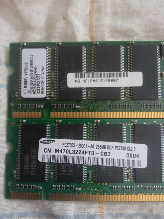 Продам 2 OZU PC2700s и PC2100u.256Mb для ноутбука.
