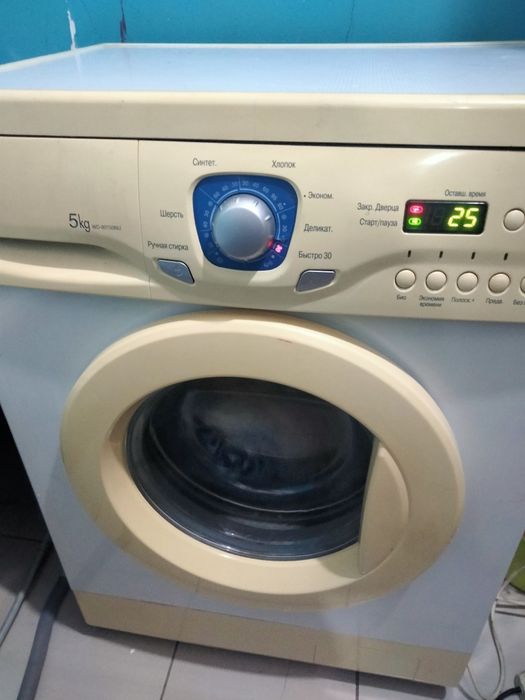 Продам стиральную машину