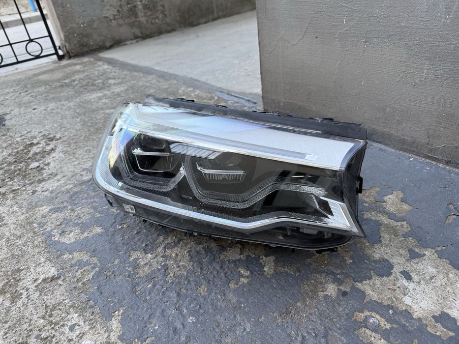 Оборудван Бмв г30 адаптив лед фар десен оборудван