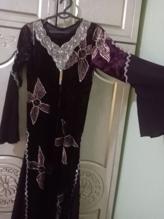 Ayollar kiyimlari