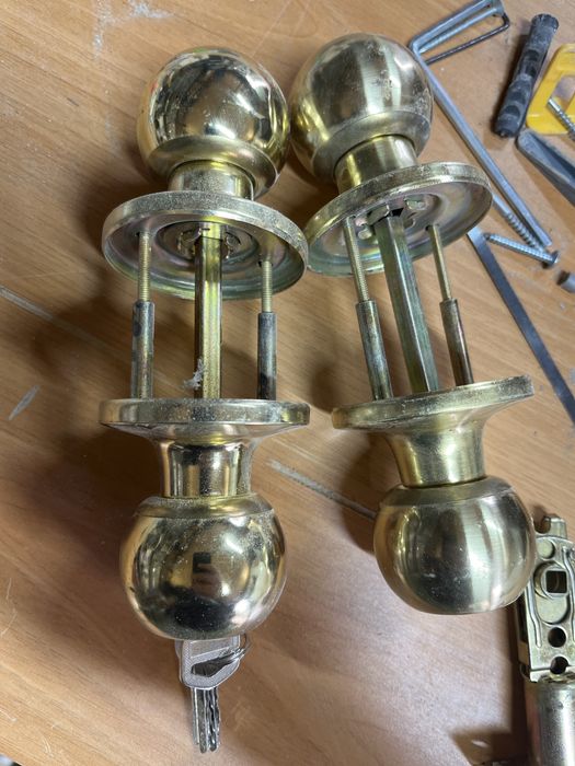 Ручки для межкомнатных дверей