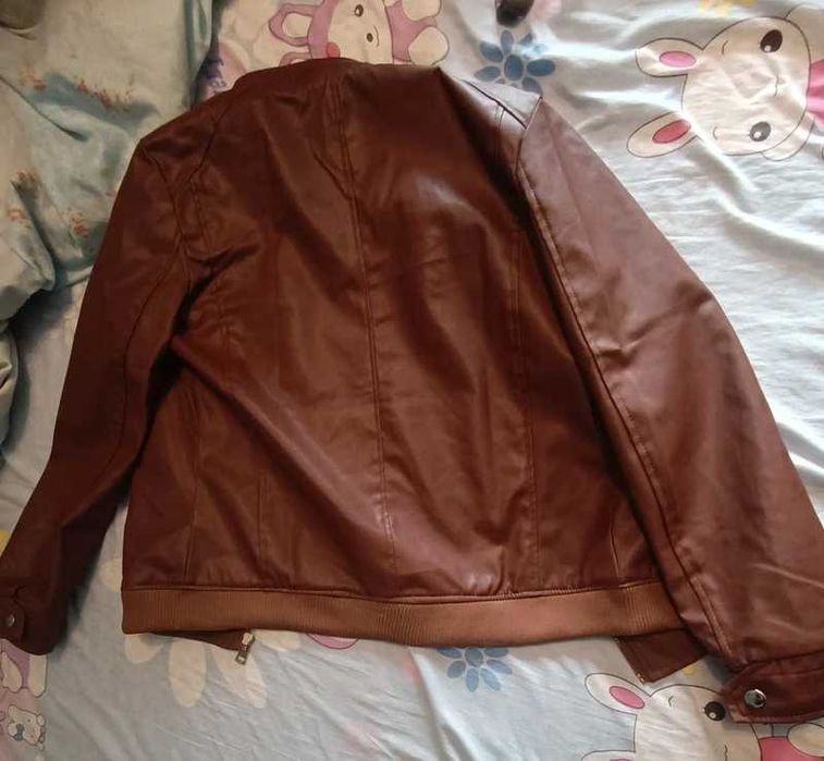Geaca piele intoarsa