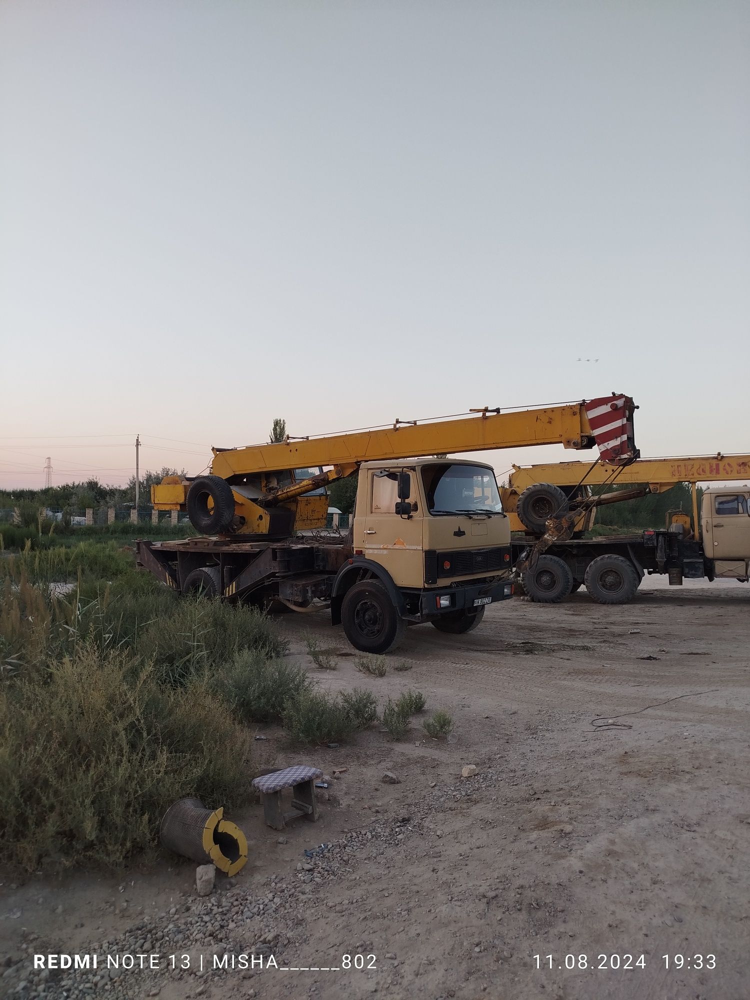AvtoKran Super Maz
