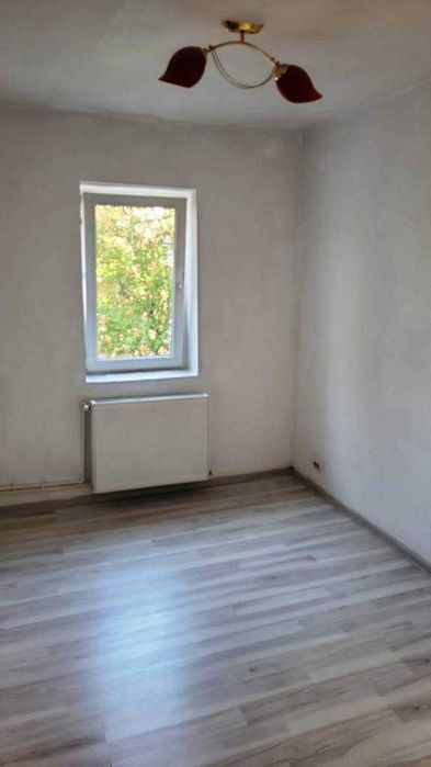 Apartament 3 camere, etaj 1, cf 2, zona Unirii Sud