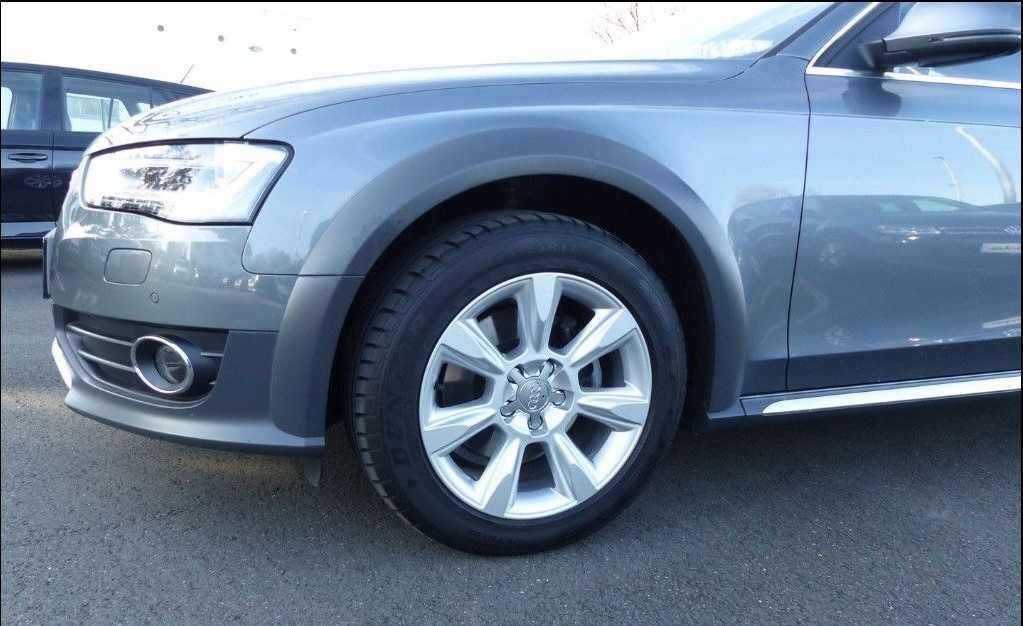 Audi Allroad A4 2.0 TDI clean diesel S tronic quattro 190 CP panoramic