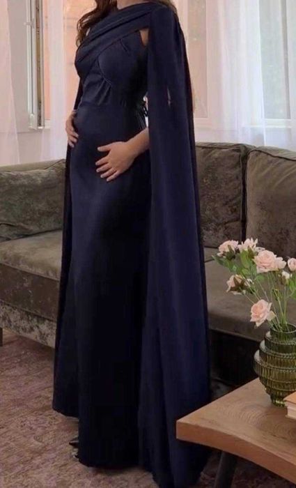 Элегантное вечернее платье