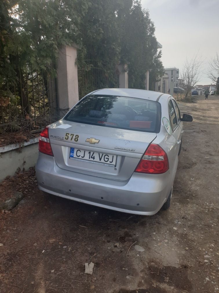 Vand Chevrolet Aveo,Euro 5, 2011 benzină +gaz perfect pentru Glovo