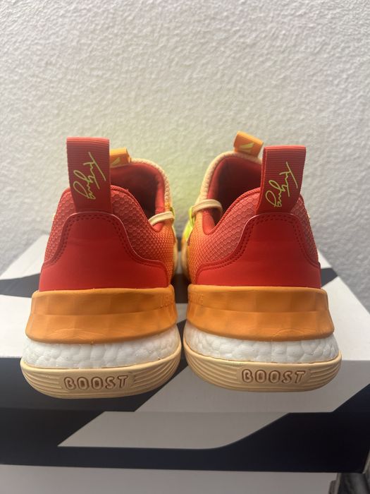 Маратонки Adidas Trae Young 3
