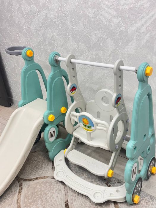 Детская качелька