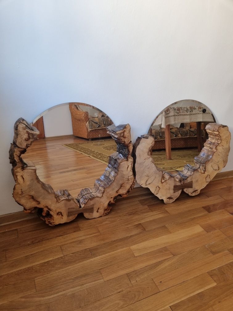 Oglinda din lemn masiv  ,rustic  și   unicat