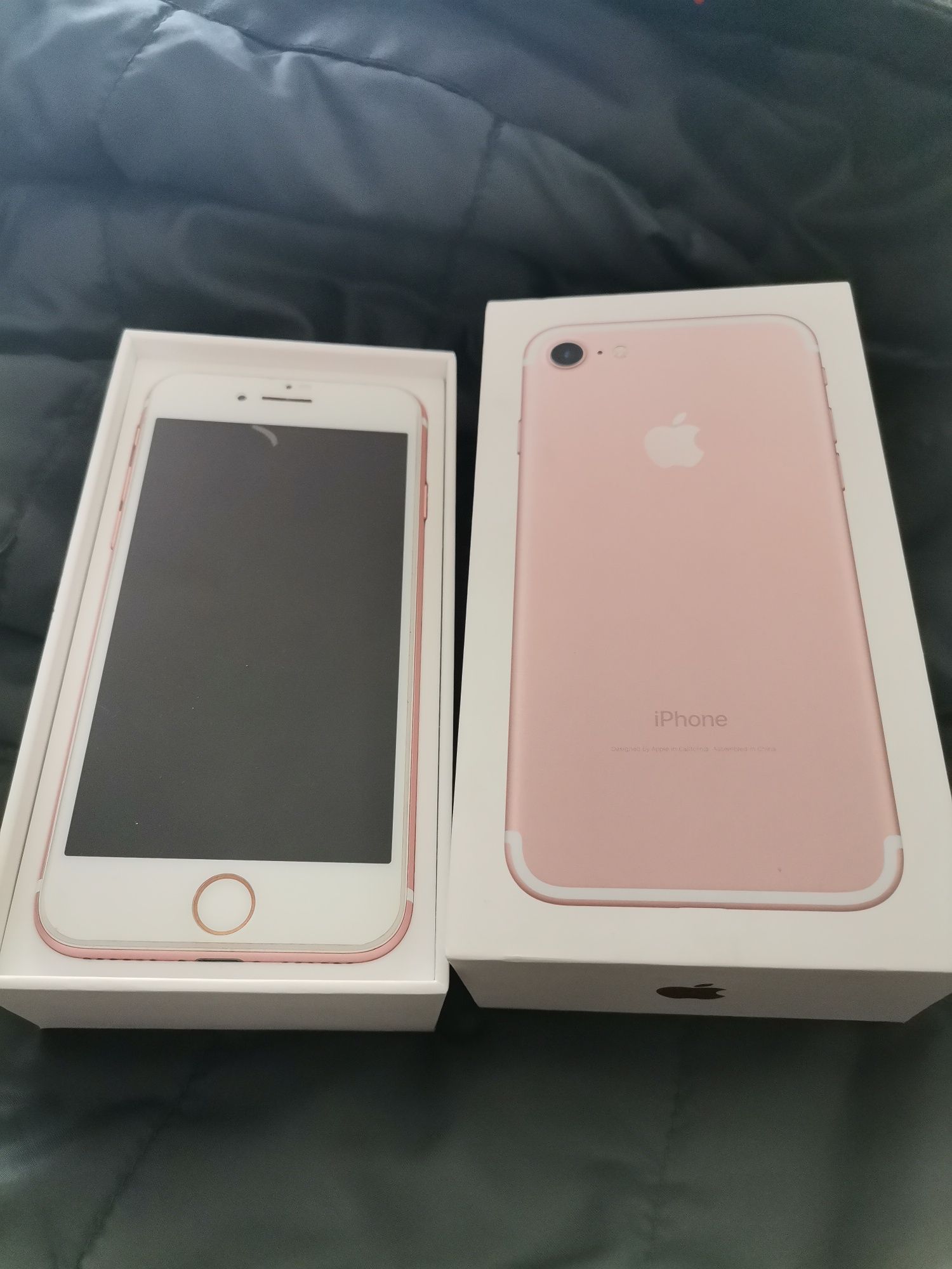 IPhone 7              rose gold