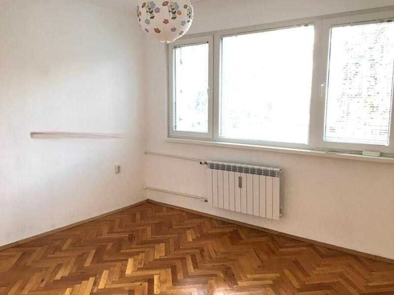 Дава се под наем Тристаен апартамент в София, Лозенец - 105 кв.м за 450 € - Снимка #3