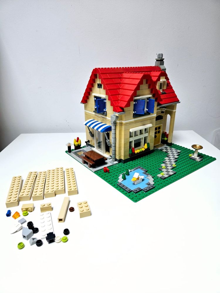 Lego Creator 6754 - Family Home (2009)