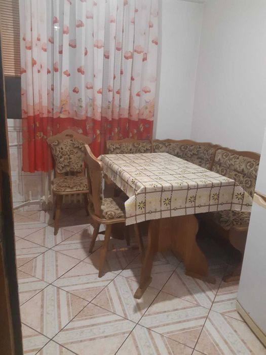 Vând garsonieră zona Paco Gara