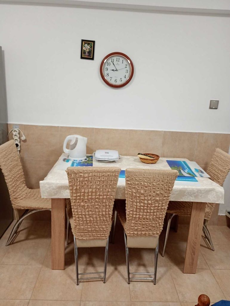Дава се под наем Двустаен апартамент в Бургас, Център - 55 кв.м за 250 € - Снимка #1
