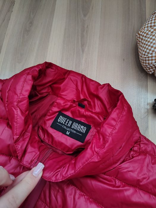 Подходящо яке за пролет/есен.