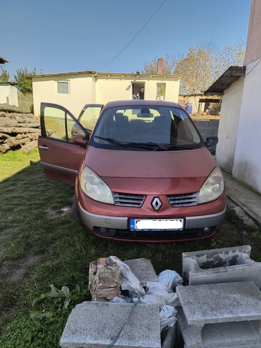 Vând Renault scenic