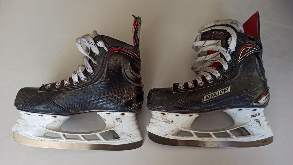Коньки хоккейные Bauer Vapor X600