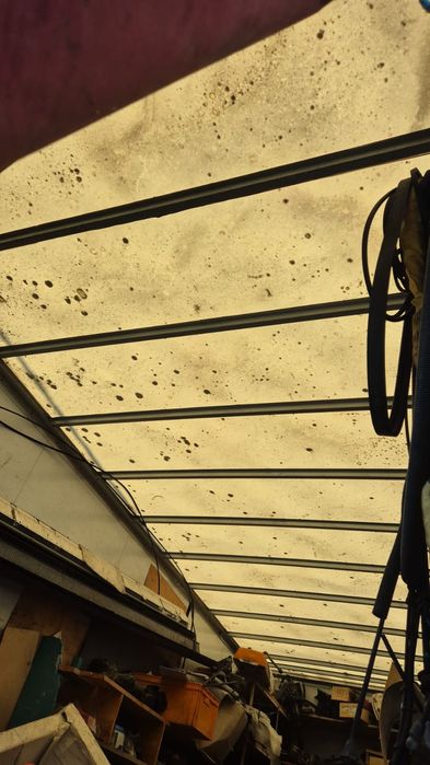 Vând lazi de camion