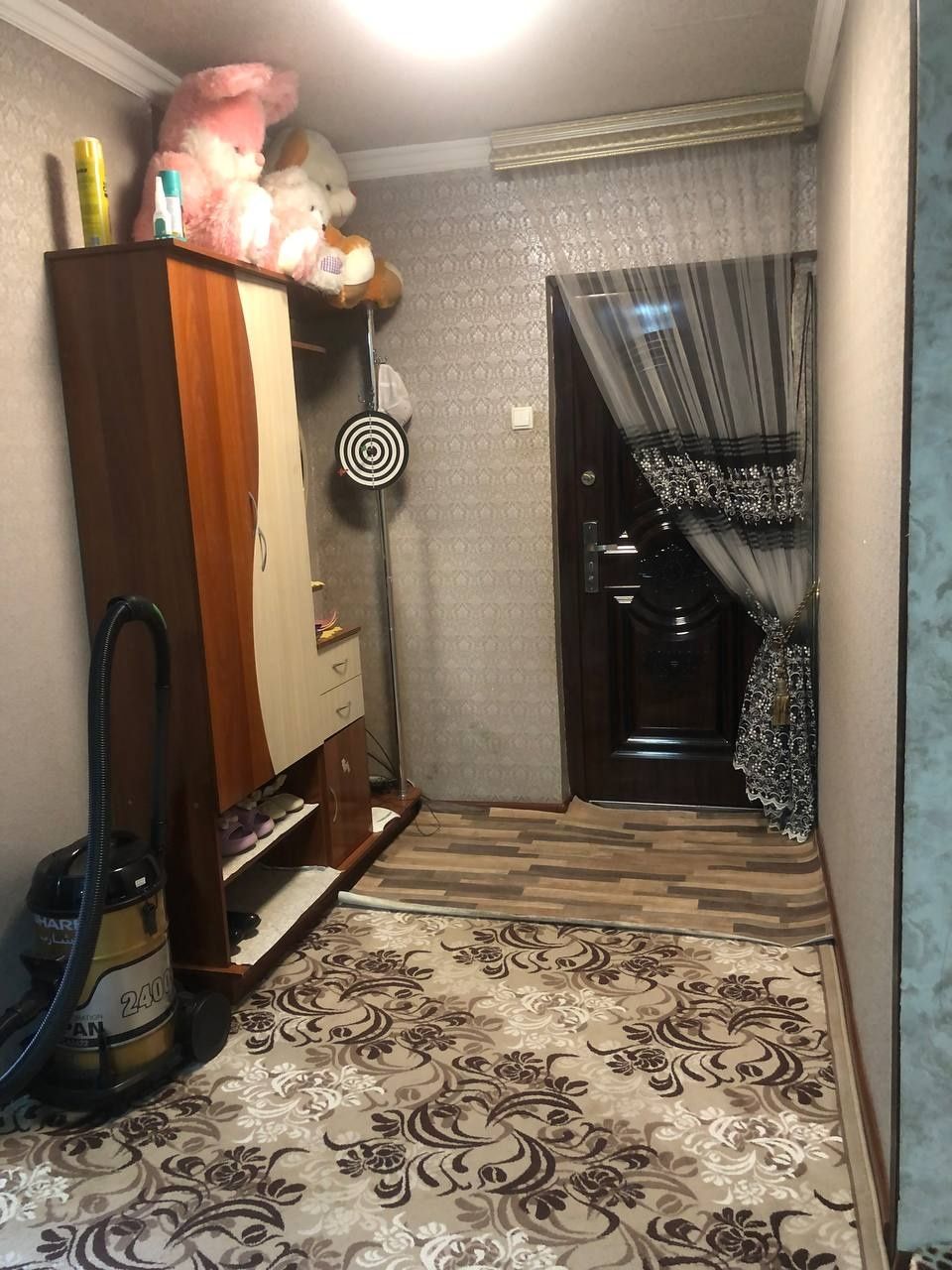 Сотилади 5xonali kvartira 5 etaj.Adres Sattepo 5 mikrarayon.