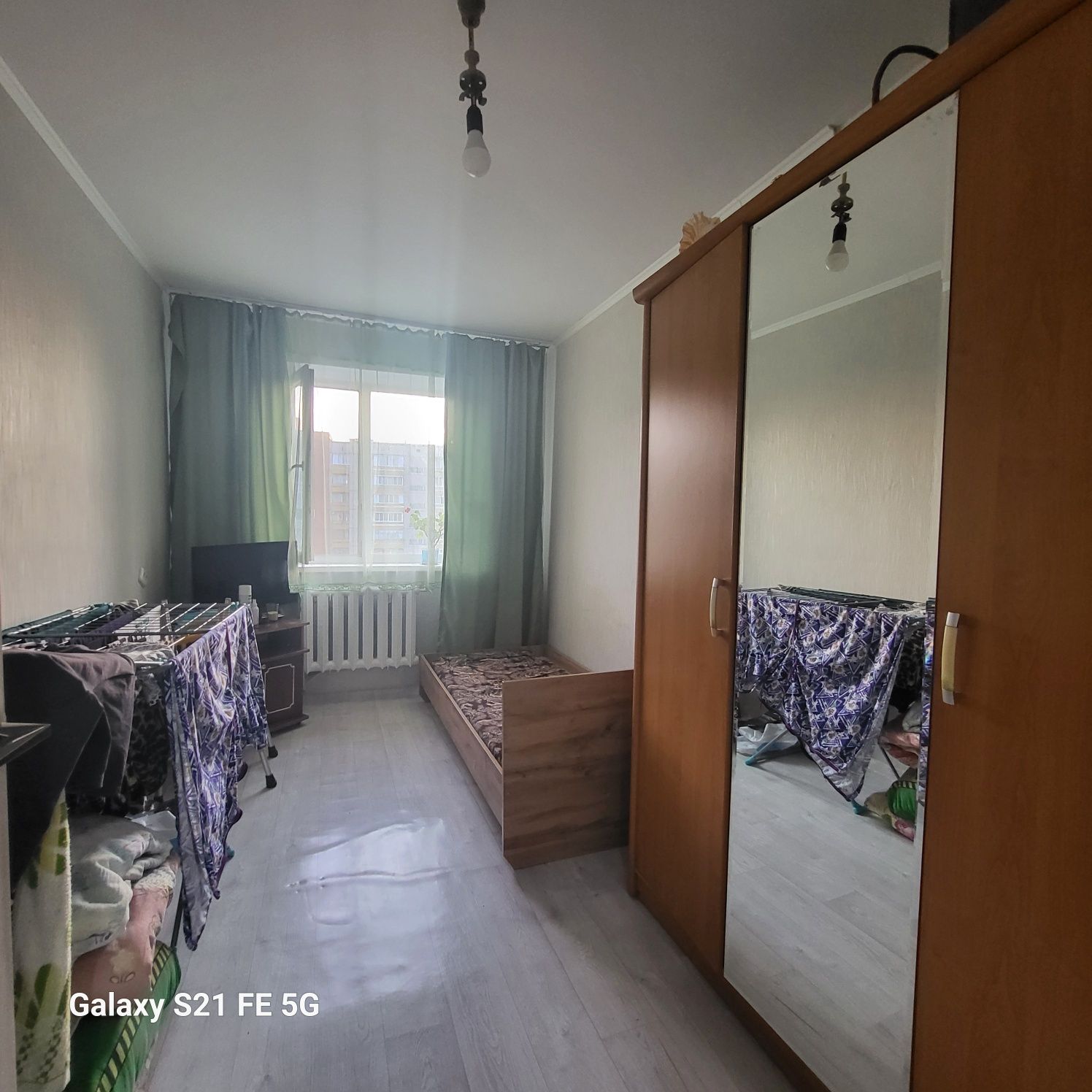 Продам 4комн квартиру по адресу 6микр 17дом.
