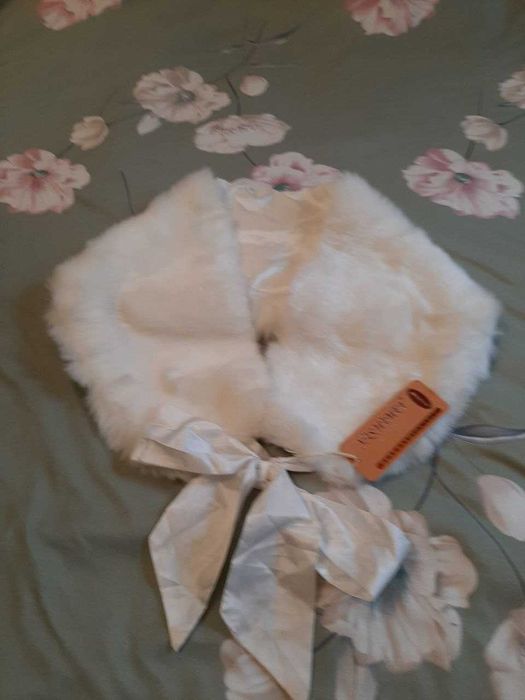 Меховая накидка на платье - Болеро