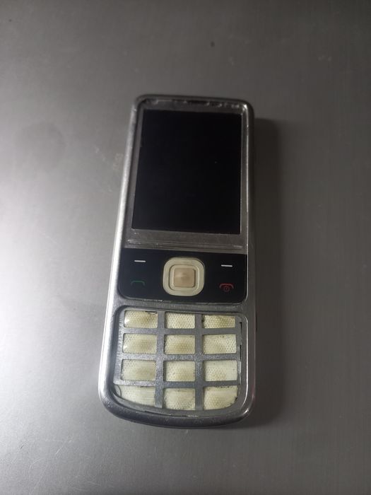 Nokia legenda 6700
