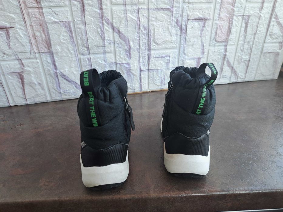 детски ботуши,зимни обувки,боти,апрески,Adidas номер23,5 за момче,адид