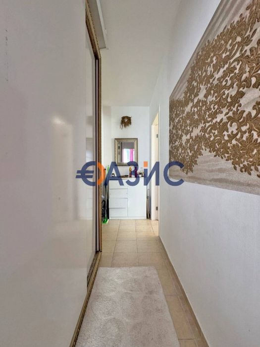 Продава се Двустаен апартамент в к.к. Слънчев бряг - 60 кв.м за 1100 €/кв.м - Снимка #5