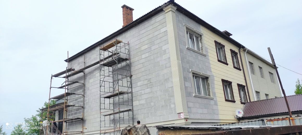 Покраска фасадов домов, зданий