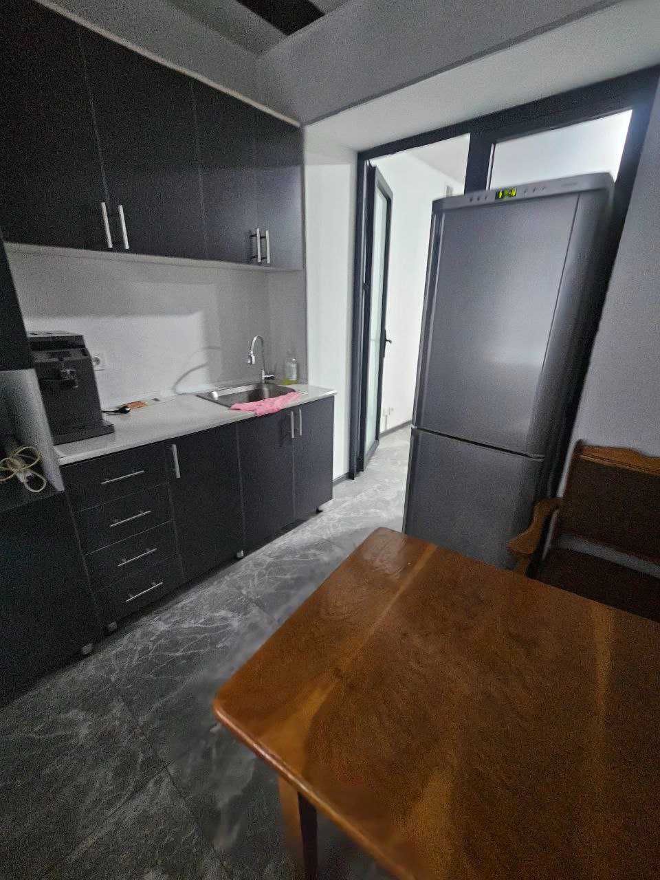 Сдам Офис в Аренду 150 м²  Эльбек. "Виноград" ZO'R TV