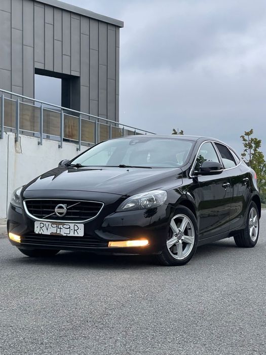 Volvo V40 Volvo V40/2.0 Diesel/motor 5 cilindri /D3/150cp/Carte service