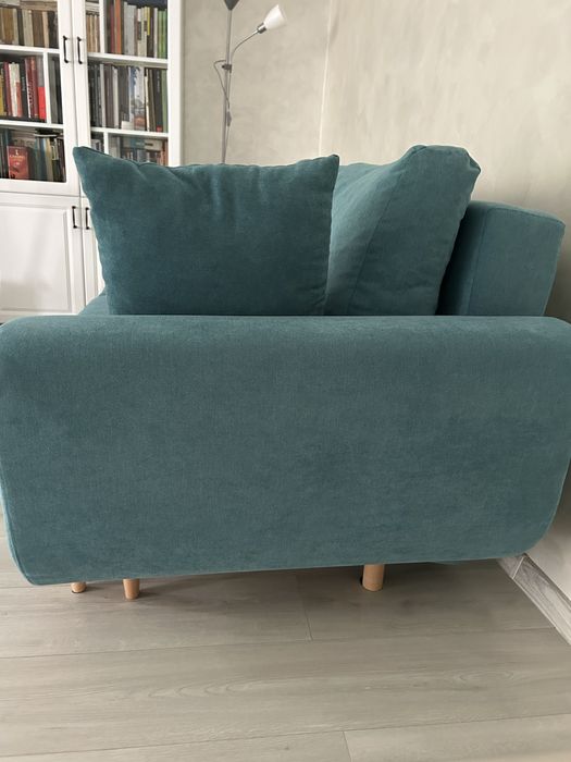 Canapea Extensibilă 3 locuri HELSINKI cu ladă depozitare – ca nouă