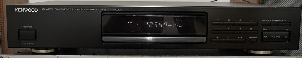 Kenwood KA-5010, amplificator 2 x 120W/4 ohmi +  tuner Kenwood KT1030L