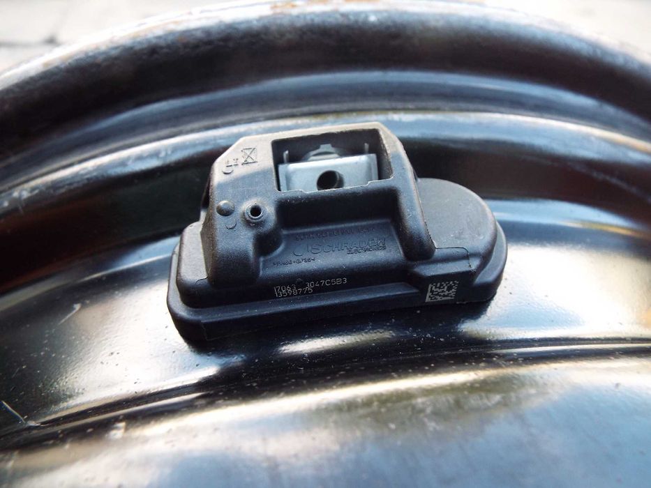 vand 4 jante pe 17" originale opel insignia cu senzori presiune 1400ro