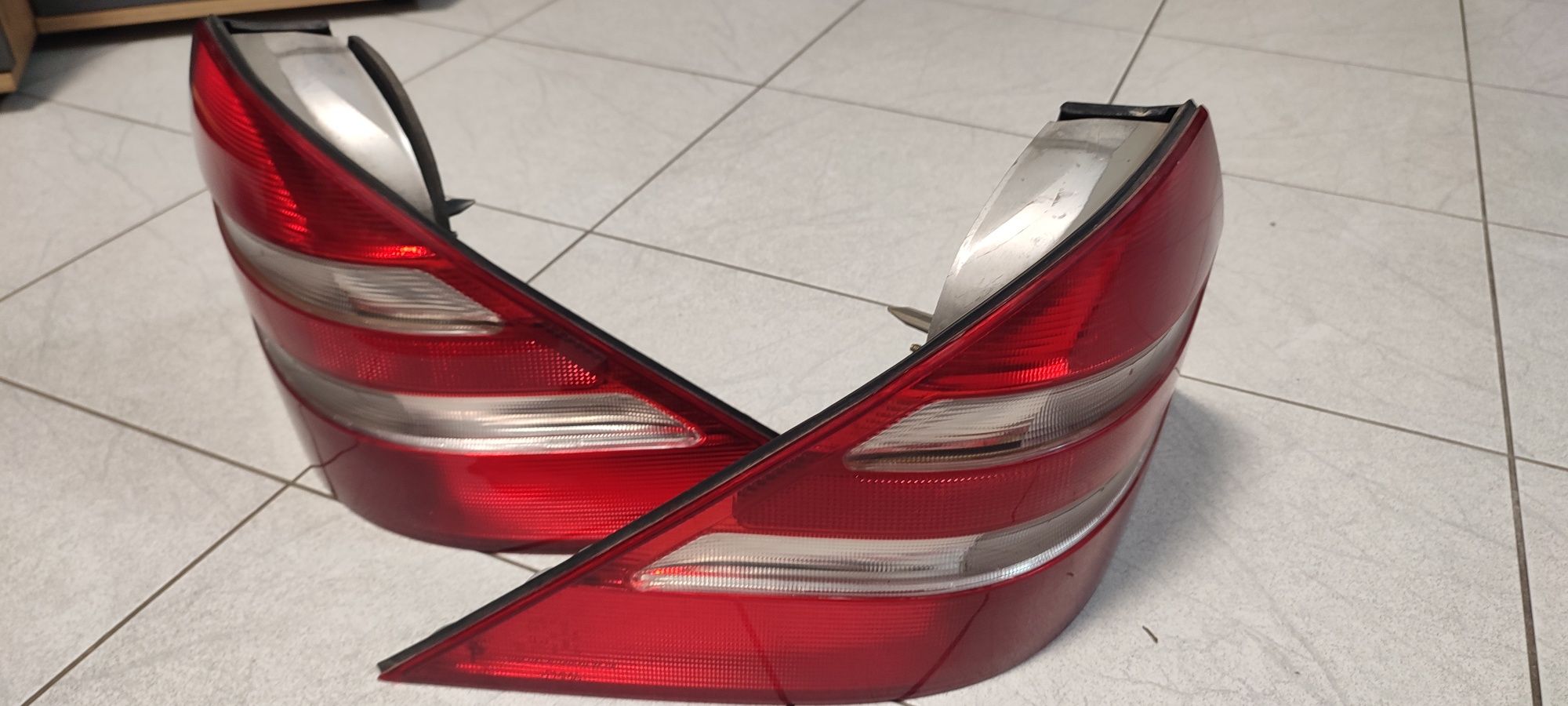 Задни стопове за Mercedes W 220