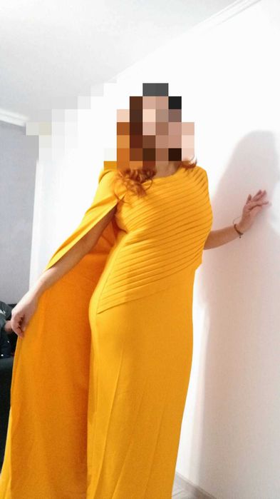 Rochie eleganta cu pelerina atașată, Threadz.