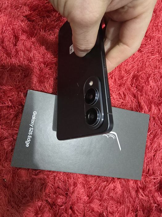 -Samsung S25 Edge, Nou, Nefolosit, 256Gb, 12Ram, 0 cicluri incarcare,