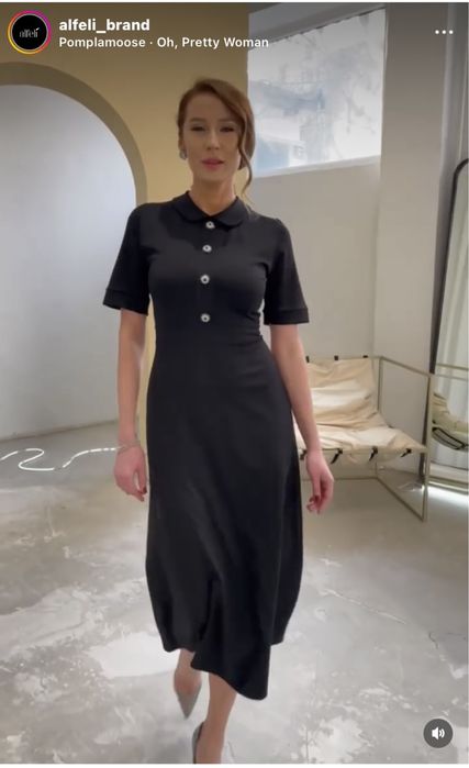 Платье очень красивое в хорошем состоянии