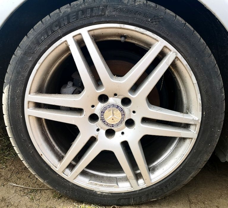 Dezmembrez Mercedes E-class W212 AMG 3.0 euro 5 2011.