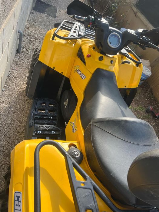 Vând Can-am de 450