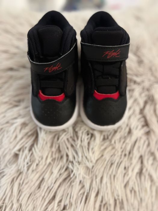 Adidasi jordan copii