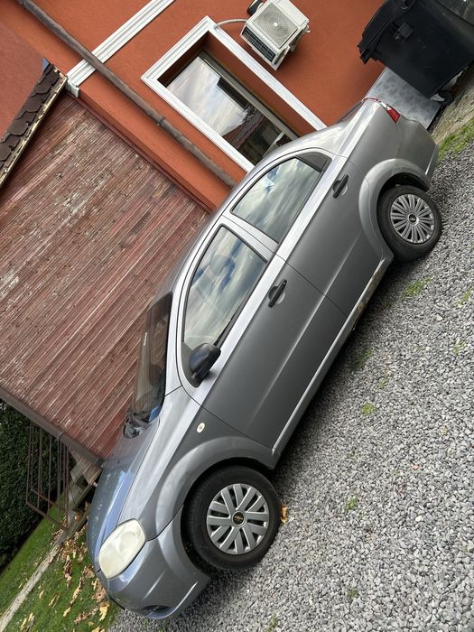 Vând Chevrolet Aveo